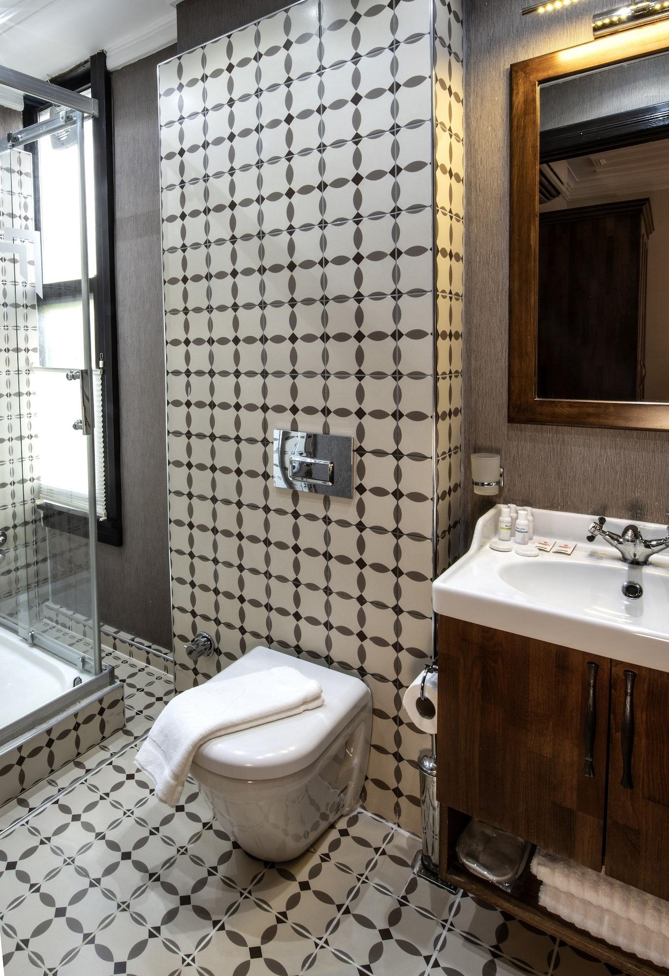 Mezzo Hotel Istanbul Bagian luar foto