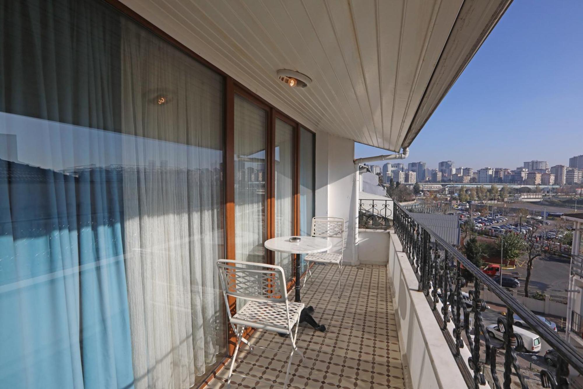 Mezzo Hotel Istanbul Bagian luar foto